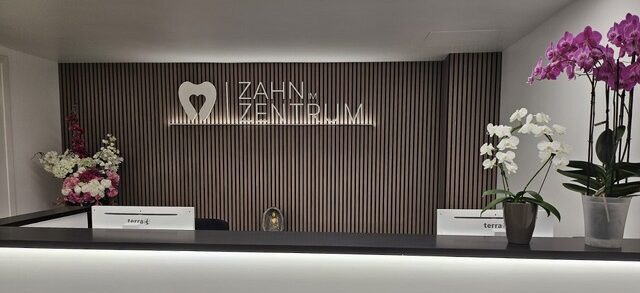 Empfang, Zahn im Zentrum